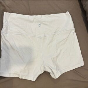 TNA butter cheeky high rise biker shorts 3 inches